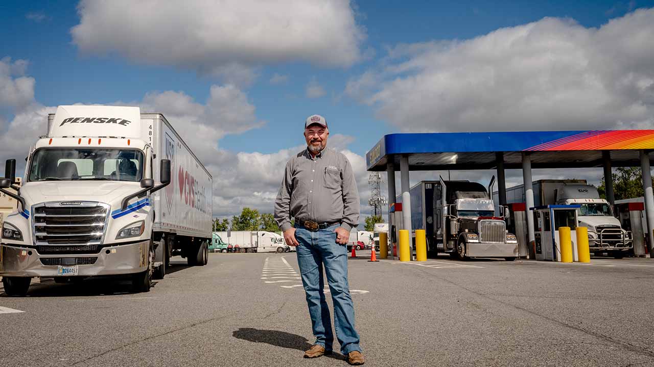 Truckers Are ‘Just Trying to Hang On’ When a Fill-Up Tops $1,000
