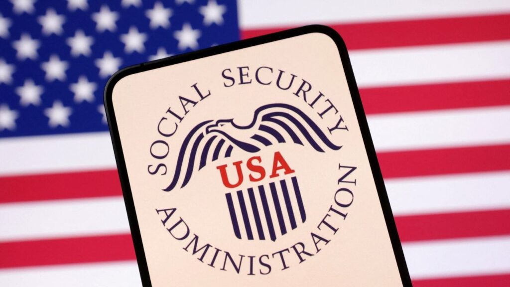 United States Social Security Administration logo and U.S. flag are seen in this illustration taken April 23, 2025. REUTERS/Dado Ruvic/Illustration